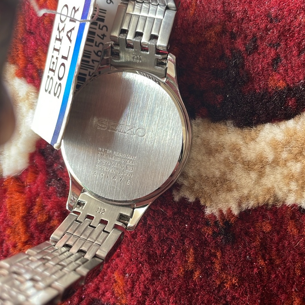 SEIKO Solar Core Diamond Watch - Picture 6 of 13